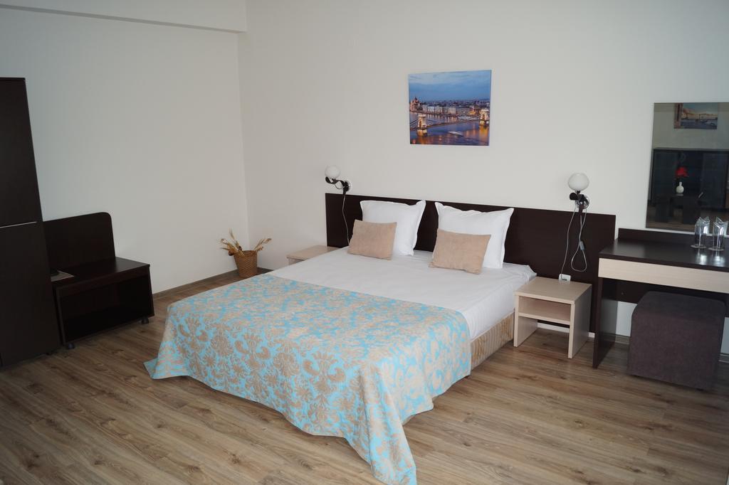 Hotel Kardjali Kŭrdzhali Extérieur photo
