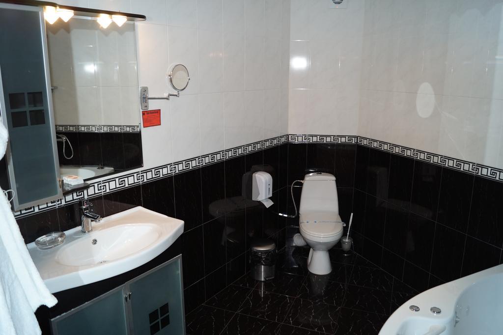 Hotel Kardjali Kŭrdzhali Extérieur photo