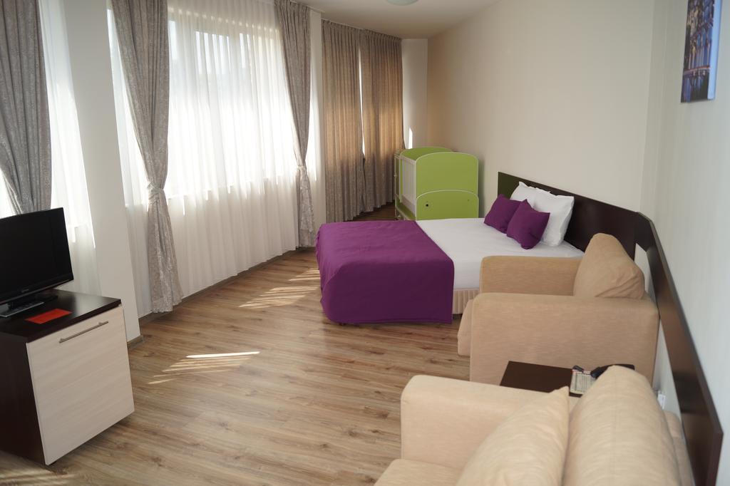 Hotel Kardjali Kŭrdzhali Extérieur photo