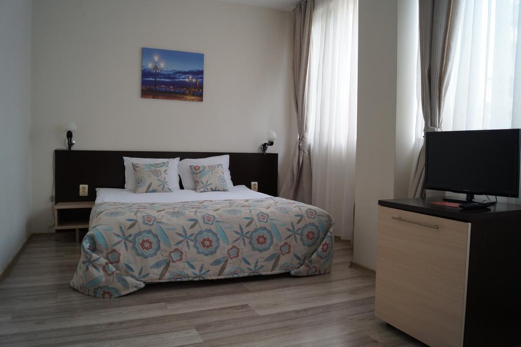 Hotel Kardjali Kŭrdzhali Extérieur photo