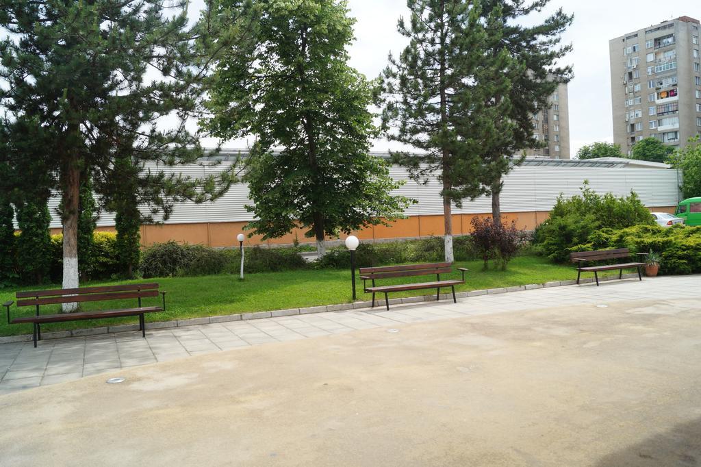 Hotel Kardjali Kŭrdzhali Extérieur photo