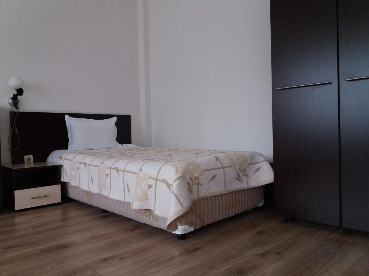 Hotel Kardjali Kŭrdzhali Extérieur photo